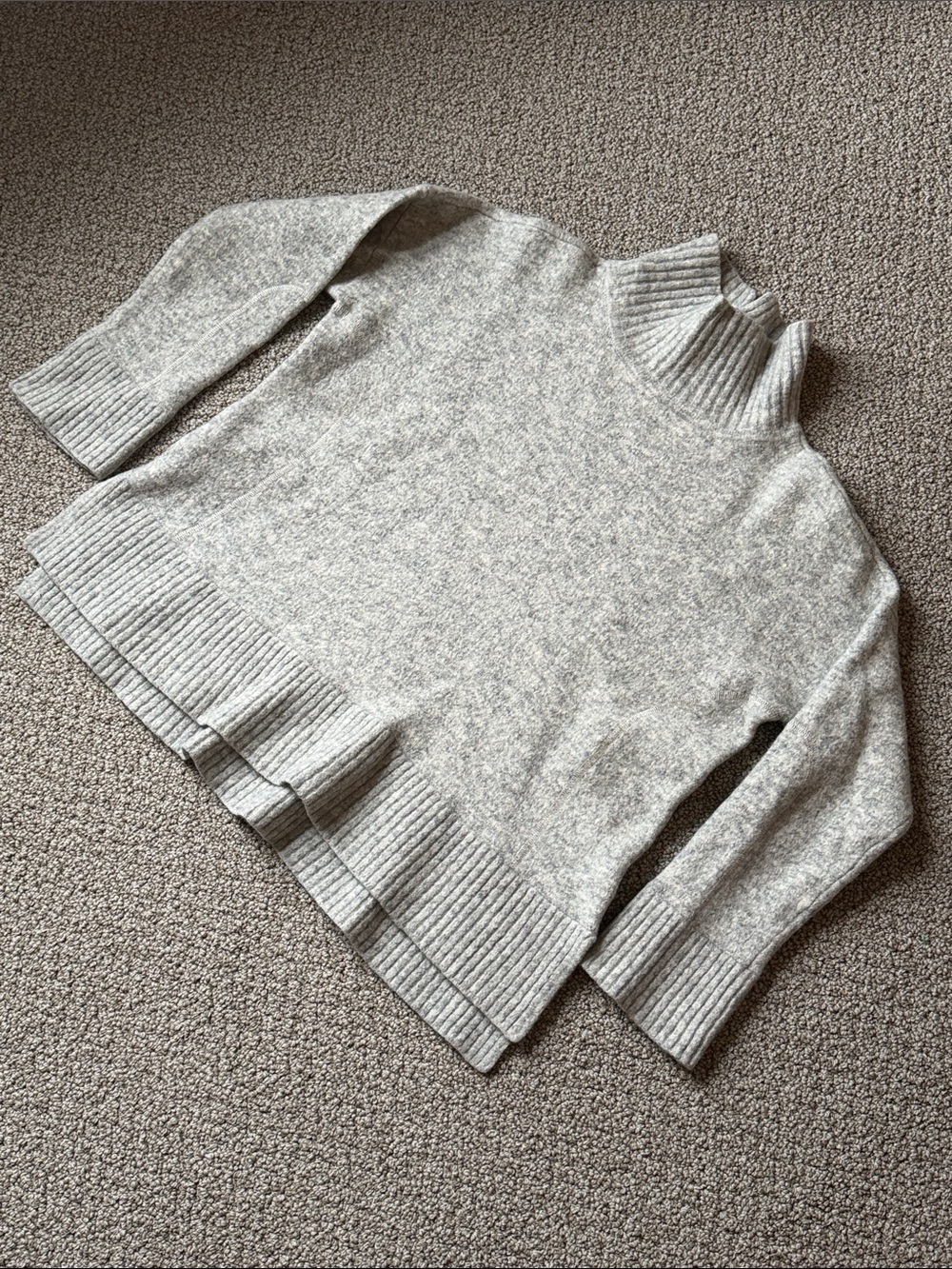 Club Monaco Gray Wool Blend Mock Neck Sweater Side Slits
